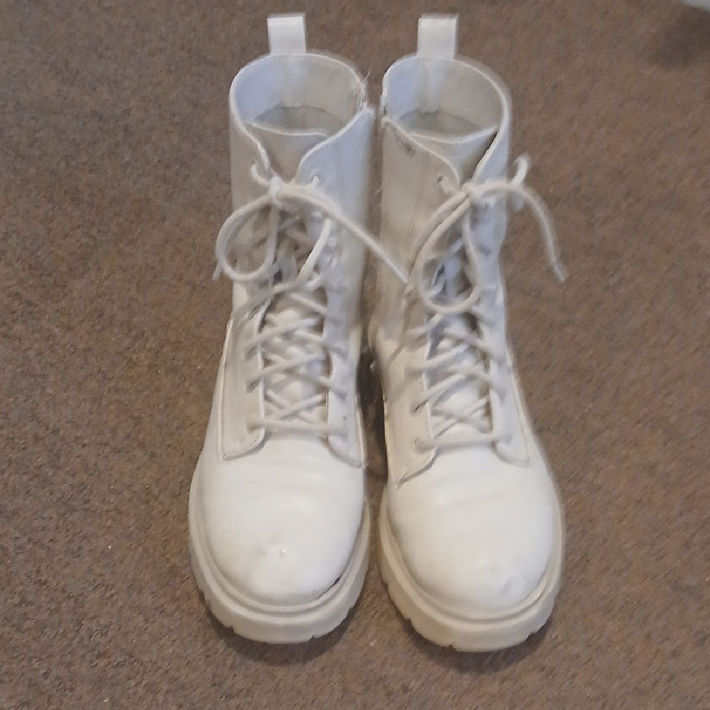 White Lace-Up Boots